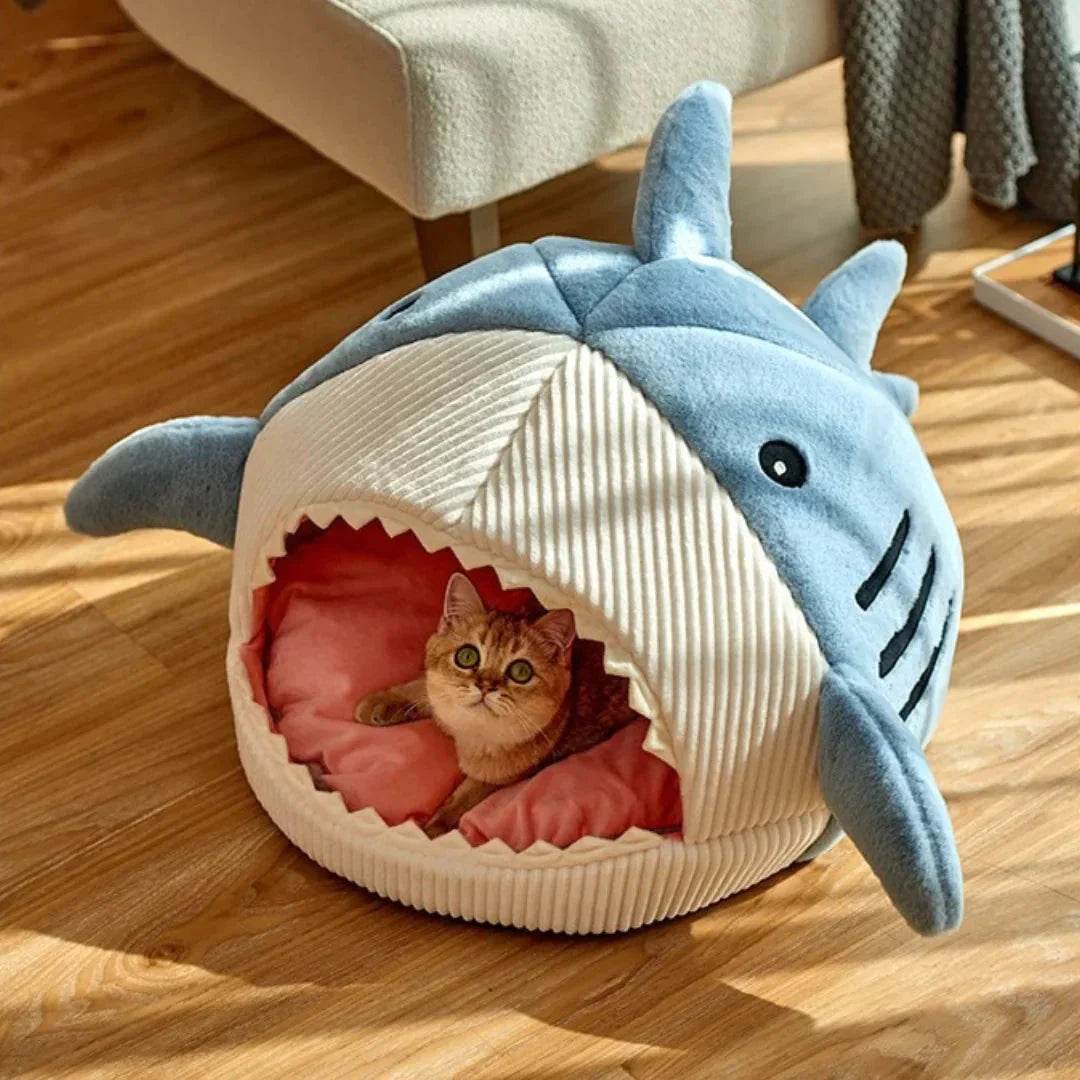 Cama para mascotas con forma de tiburón - Animalia Prime
