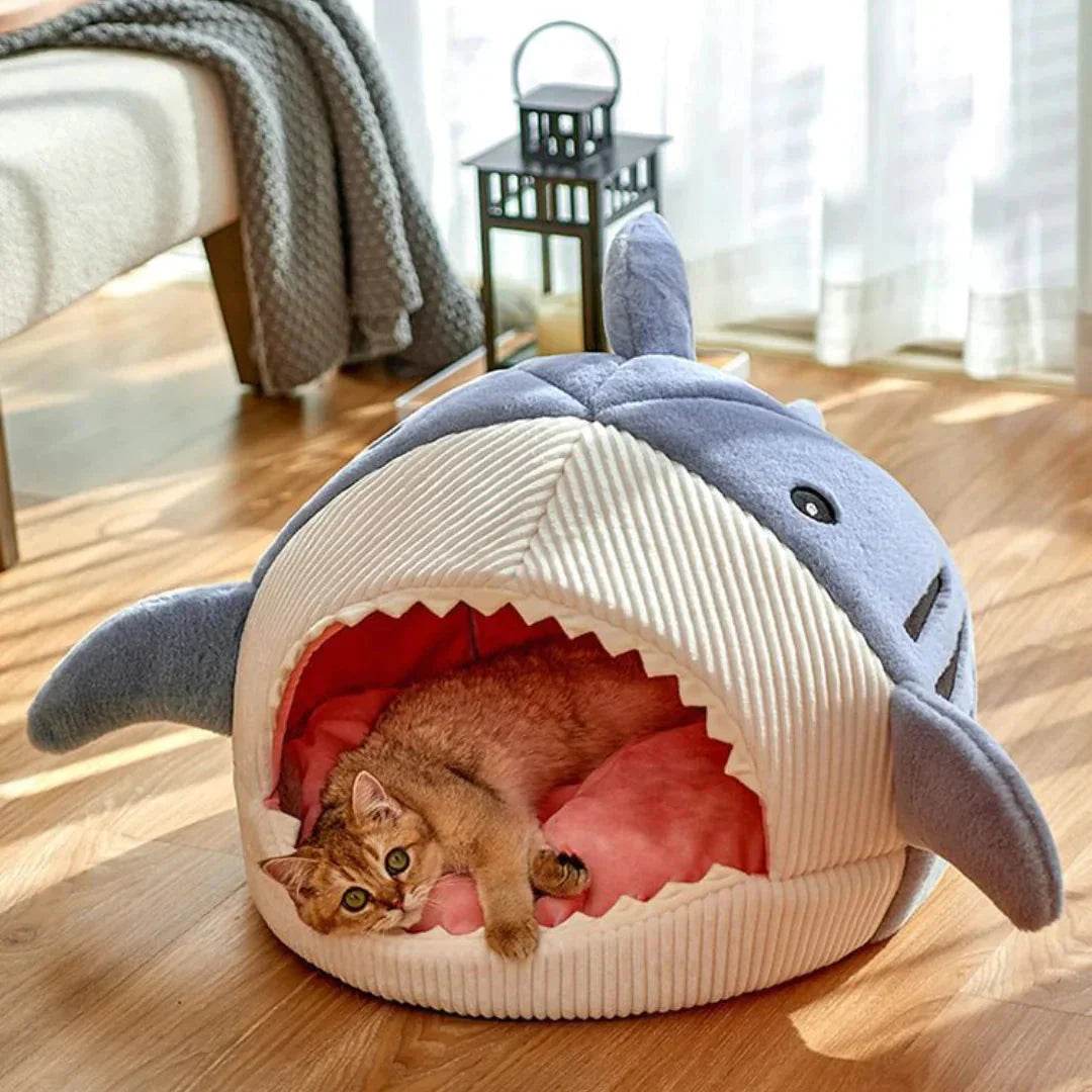 Cama para mascotas con forma de tiburón - Animalia Prime