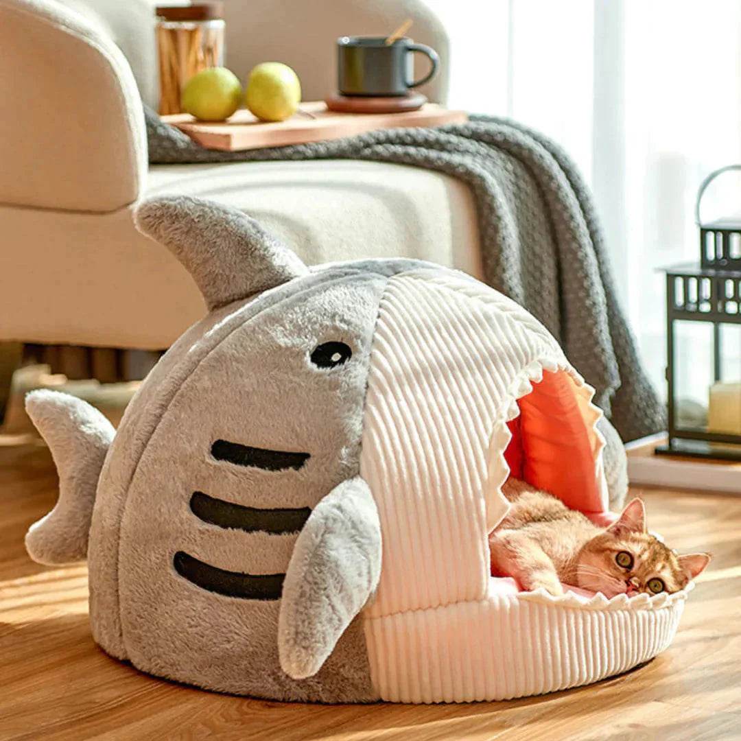 Cama para mascotas con forma de tiburón - Animalia Prime